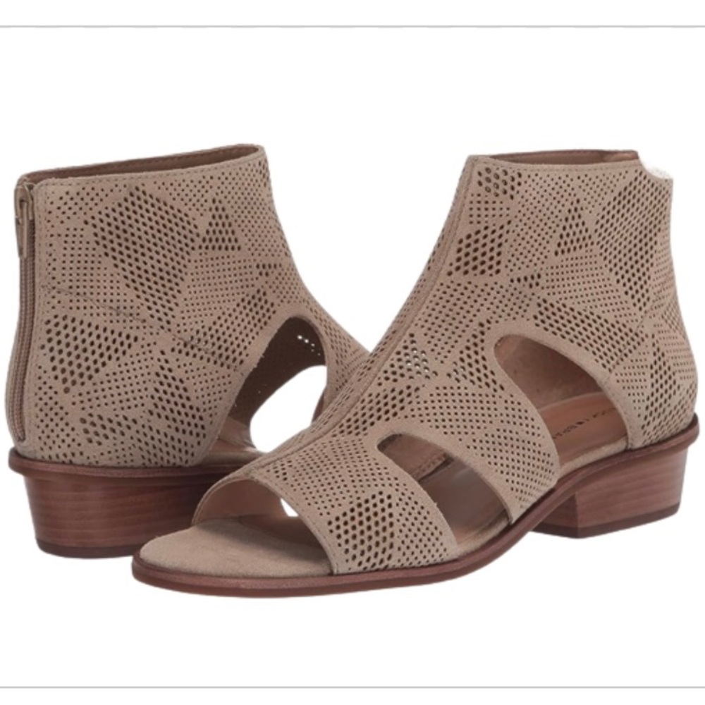 Lucky Brand Sicole Gladiator Sandals
